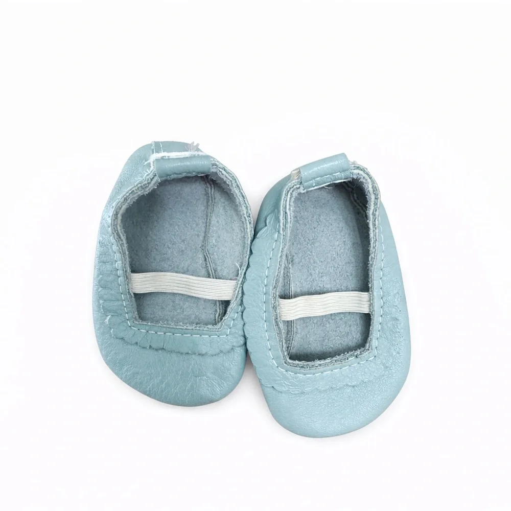 Feather & Filly Handcrafted Gray Leather Soft Sole Shoe Size 2 Infant Soft